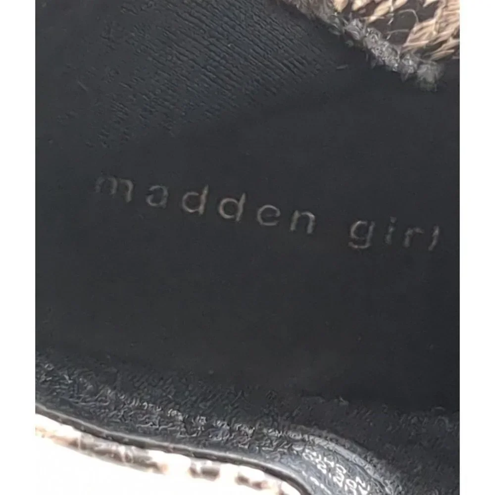 Madden Girl Ankle Bootie Heeled Boot Womens‎ 6 Side Zip Snakeskin Natural Dafani
